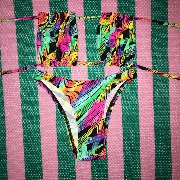 Zuliana Size Small Brazilian Cut Bright Print Bikini. Made in USA. New With Tags - Picture 4 of 6
